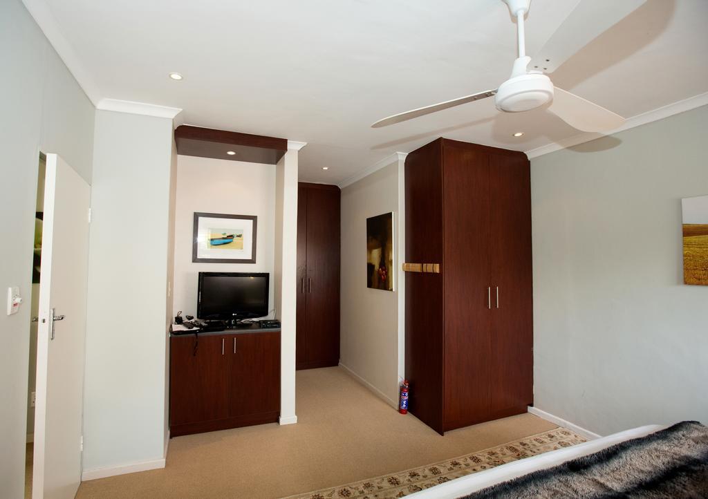 Hazelwood House Hotel Стеленбош Екстериор снимка