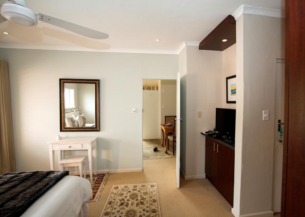 Hazelwood House Hotel Стеленбош Екстериор снимка